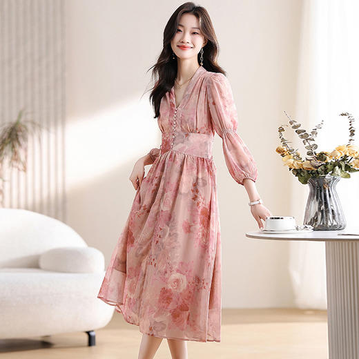 【预售3天】PY 气质优雅灯笼袖V领长袖连衣裙 &8011 商品图3