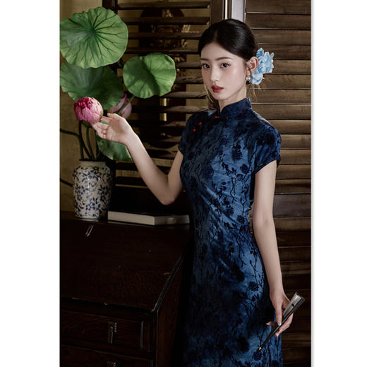 GX弹力植绒长款短袖旗袍2025夏季新款复古国风气质旗袍裙 商品图3