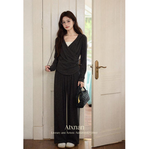 鹿向南「贝加尔岸」深灰色长袖连帽T恤休闲裤套装女秋新款两件套 商品图0