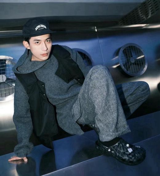 暑期洞洞鞋卡洛驰原代工单原版𝐜𝐫𝐨𝐜𝐬无盒 商品图4