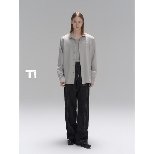 启世录TIWILLTANG“绣域焕晶”休闲挺括简奢进口刺绣翻领徽章衬衫 商品图0