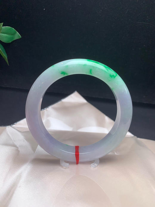 620665，60.8 辣绿大圈口手镯，色辣。淡春彩 商品图2