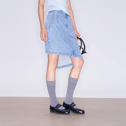 lost in echo2025秋冬新款独特不对称镂空开口修身牛仔铅笔包臀裙 商品图3