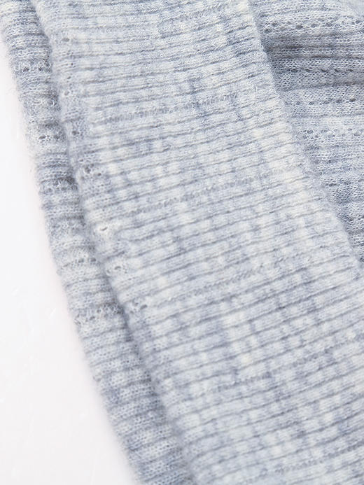 显瘦刚需！短款撞色短袖针织衫，轻松勾勒好比例 商品图4