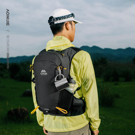 奥尼捷FASTHIKING系列徒步背包18升大容量轻量化多功能多收纳户外双肩包水袋水壶包 商品图2