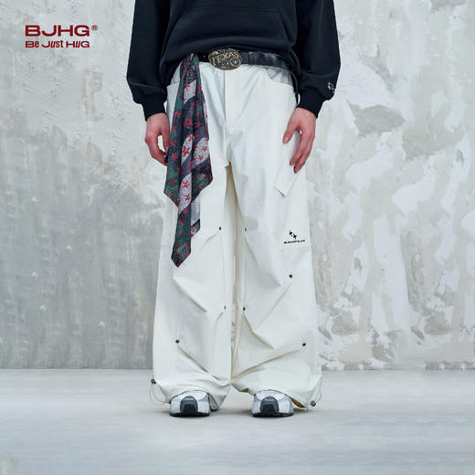 BJHG不计后果白色工装休闲裤子男款秋季户外运动设计感伞兵阔腿裤 商品图3