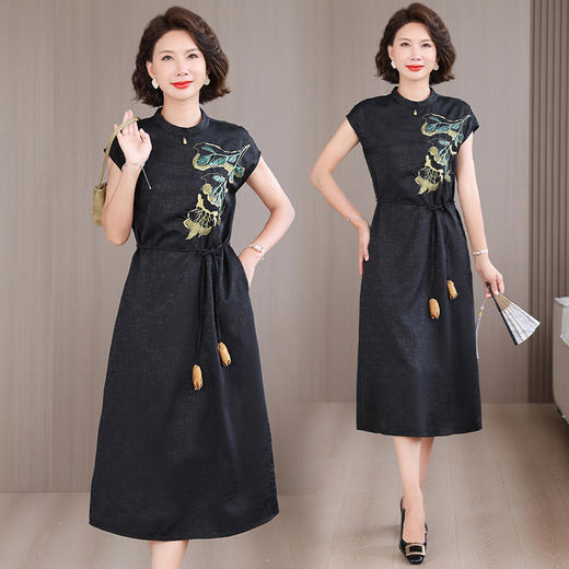 中年妈妈刺绣连衣裙女夏旗袍新中式 商品图0