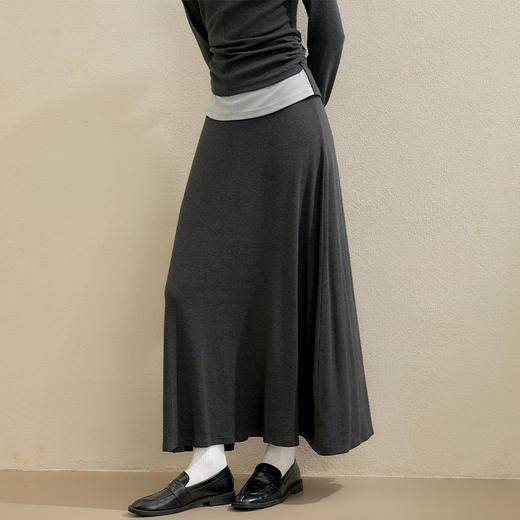 西遇慵懒风软糯针织裙女秋季大裙摆遮胯显瘦百搭休闲半身裙V2651134 商品图0