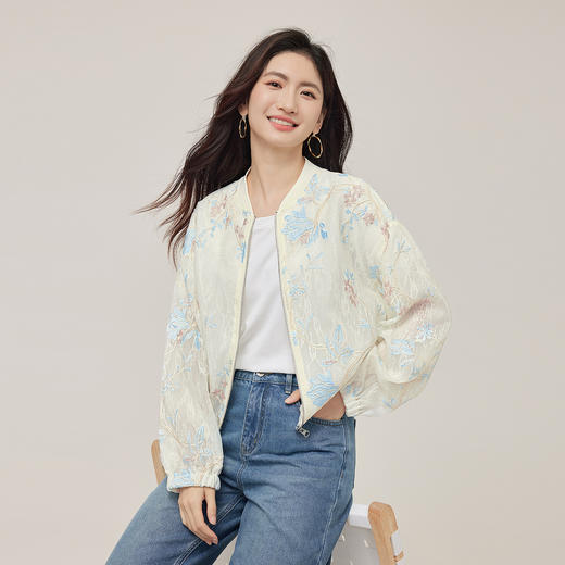 【08/06新品】熙世界新中式提花棒球服外套女短款气质国风刺绣上衣2025秋装新款 商品图4