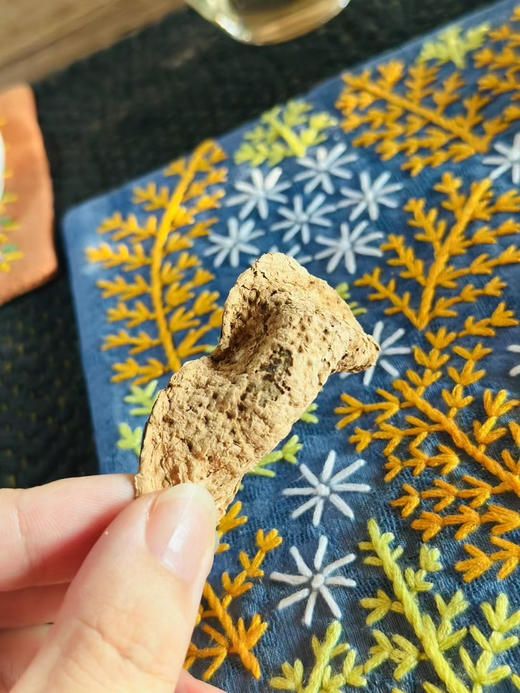 【高品质断皮秒杀]地道新会陈...
回购	这陈皮真的太香了，泡茶真的好喝～ 商品图6