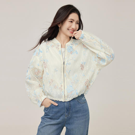 【08/06新品】熙世界新中式提花棒球服外套女短款气质国风刺绣上衣2025秋装新款 商品图3
