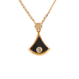 【天然正品】老凤祥AU750玫瑰金时尚设计款扇子造型钻石吊坠项链吊坠：16.4*11.6*3.2MM 女士现售价：2180！220725NJM16