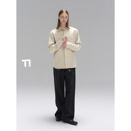 启世录TIWILLTANG“绣域焕晶”休闲挺括简奢进口刺绣翻领徽章衬衫 商品图4