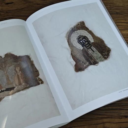 特惠！！《中国壁画-敦煌研究院美术卷：临摹篇·创作篇》（全两册），16开平装，作者：中国美术家协会壁画艺委会，江苏凤凰美术出版社2021年一版3印，406页，定价460，售价99 商品图10