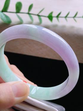 56圈口正圈翡翠手镯