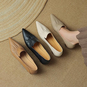 【预售5天】复古羊皮浅口单鞋女春秋新款粗跟真皮尖头褶皱小皮鞋软皮中跟鞋子SSS&5506