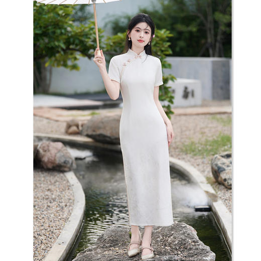 GX旗袍年轻款高端气质改良长款纯色素雅少女2025夏季新款旗袍 商品图0