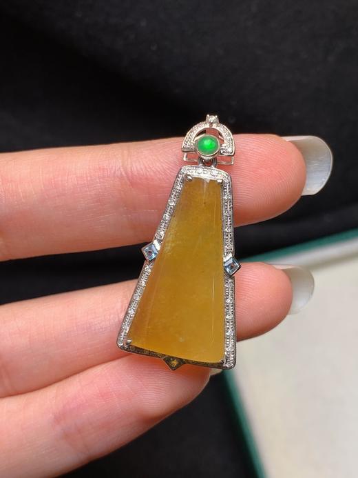 无事牌翡翠吊坠 商品图2