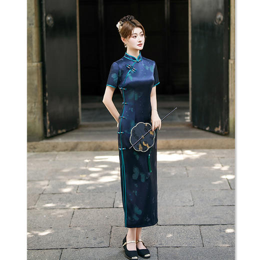 GX新款中国风流光缎印花旗袍长款改良修身显瘦复古旗袍 商品图3