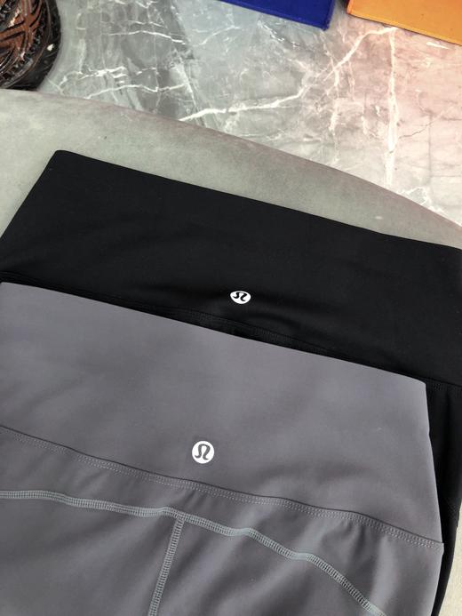 点此购买 LULU露露柠檬女士瑜伽运动打底裤阔腿喇叭裤 ly 326037 商品图11