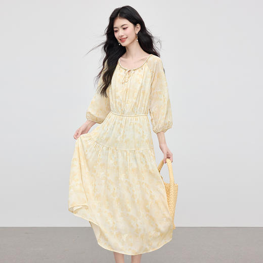 【08/06新品】熙世界法式浪漫蝴蝶绣花连衣裙女早秋2025年新款贝壳圆领收腰裙子 商品图4