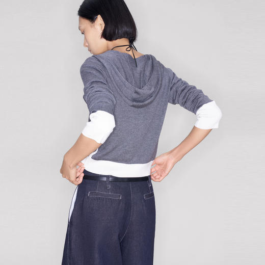 lost in echo2025秋冬新款连帽修身三醋酸羊绒针织开衫毛衣上衣女 商品图4