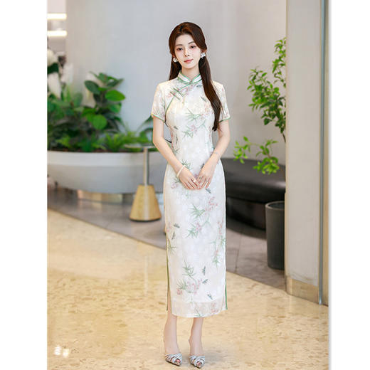 GX剪花新中式旗袍2025夏季新款年轻少女款气质优雅复古国风日常旗袍 商品图3