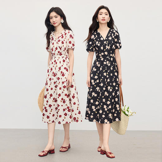 熙世界法式茶歇V领碎花连衣裙女2025夏季新款独特漂亮泡泡袖长裙 商品图3