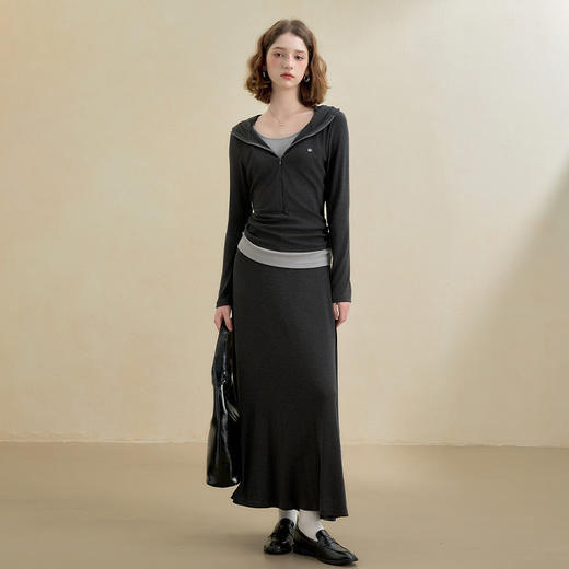 西遇慵懒风软糯针织裙女秋季大裙摆遮胯显瘦百搭休闲半身裙V2651134 商品图1