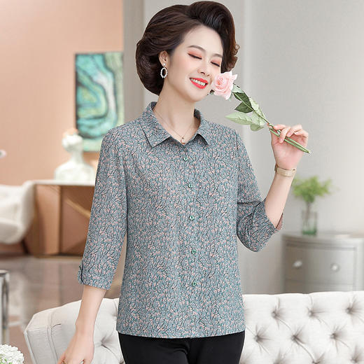 W012-6725-72-洋气气质妈妈夏装仿真丝碎花衬衫中老年女七分袖上衣薄款婆婆衬衣 商品图0
