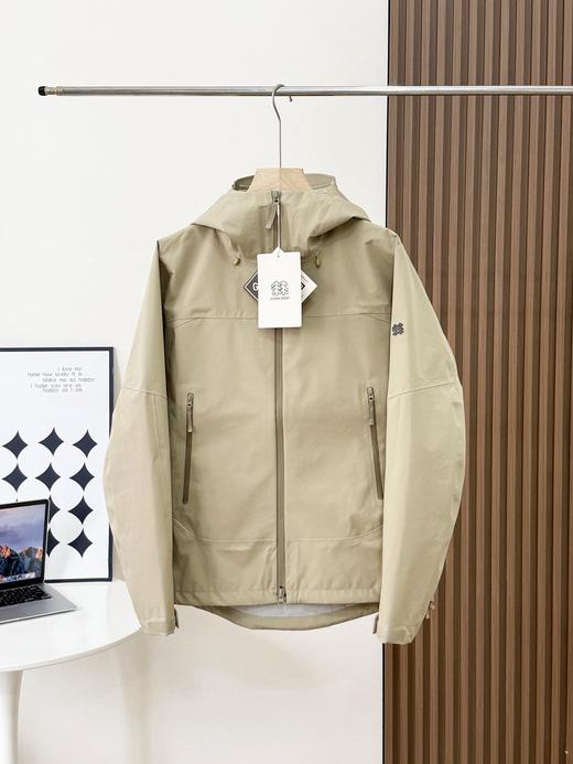 点此购买 可隆春秋季男士防水连帽冲锋衣 37 326143 商品图3