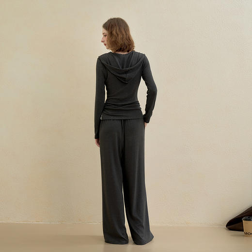 西遇慵懒风休闲套装女秋季假两件连帽上衣A字半身裙休闲裤V2651135/V2651133/V2651134 商品图4