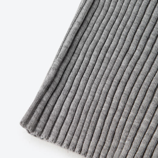 【商场同款】诗凡黎格雷系天丝针织2025夏新款V领上衣女3G5231921 商品图3