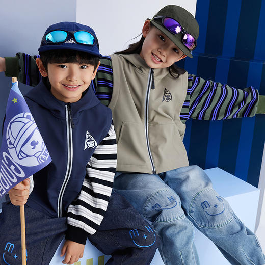 漫画家【gogo马甲】登山露营骑行防风防泼水保暖多功能儿童马甲 商品图1