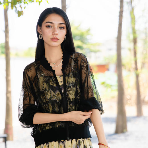 谜底蕾丝棒球服长袖2025秋季新款复古提花透视薄外套女25CMW5003 商品图7