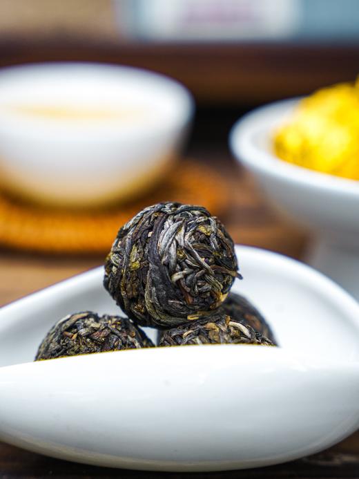 8月6日中午12点【高端款--天门山单株龙珠】宣哥豪情防漏，2022年天门山头春挑采5棵树 宣哥亲上山挑选，只选天门山最优地块，300克/罐，拍5罐发6罐 商品图2