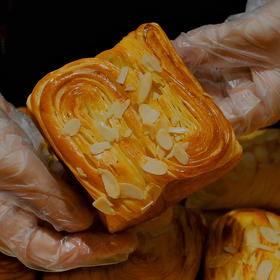 现烤面包—千层手撕包