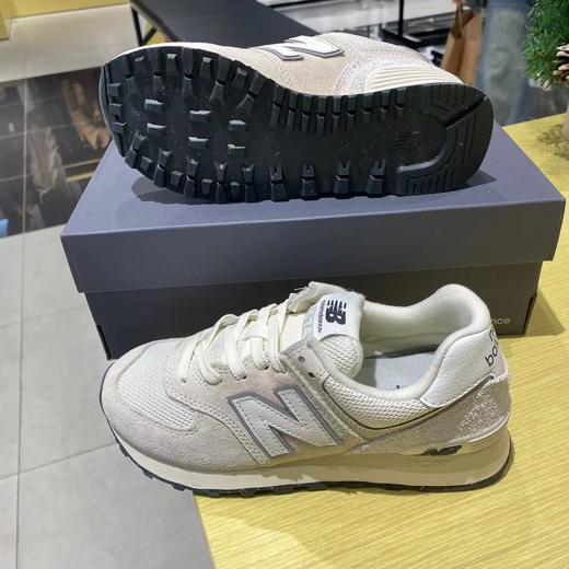 【云粉节】 【8.5折】7楼 NewBalance男女复古轻便缓震舒适休闲运动鞋 吊牌价：699元现价：594元 商品图0