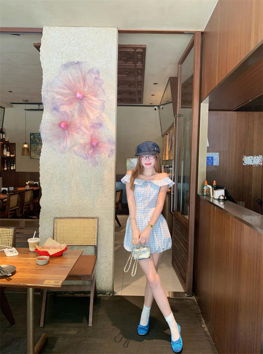 <曾小咸推荐>现货秒杀！卖完不补 ！微信打折价！蓝色格纹木耳边花苞连衣裙 日常199.99 立减100 秒杀99.99！ 商品图7