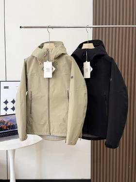 点此购买 可隆春秋季男士防水连帽冲锋衣 37 326143