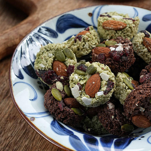 【一方云拾】坚果巧克力燕麦脆  咔吱松脆 美味解馋 自律期零食新惊喜 控脂期也能开心炫 商品图4