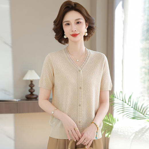 W086-8926-78-138年轻妈妈夏装冰丝短袖T恤小衫2025新款中老年女洋气减龄针织上衣 商品图3