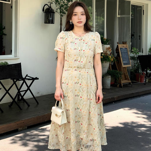 奢姿大码女装2026夏季减龄小碎花刺绣圆领两件套胖妹妹时尚套装9952990684 商品图1