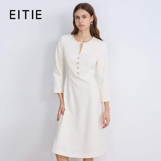 EITIE爱特爱气质法式优雅珍珠极简收腰白色连衣裙2025早秋新款C2507858 商品图0