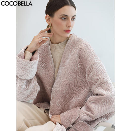 COCOBELLA国风祥云丝绒刺绣棉服女年轻新中式裸领上衣MF3036 商品图0