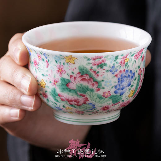 【万花呈瑞 盛世升平】繁花冰种玉瓷茶具套组/圆融杯/莲花杯主人杯/咖啡杯  徐建勇大师签章，繁花争艳 推感立体 迎光透亮，精美包装 gao端豪礼 商品图12