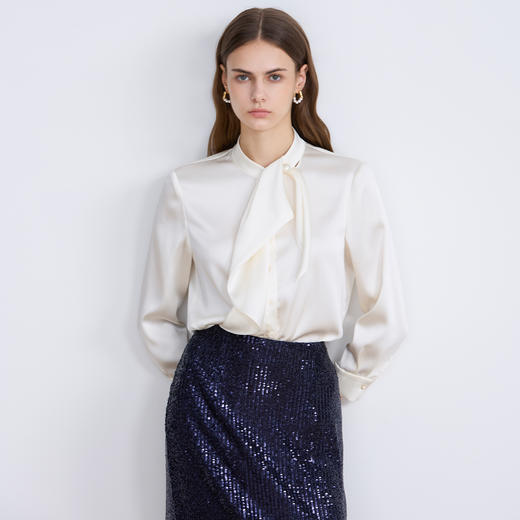 EITIE爱特爱珍珠柔光缎面飘带优雅直筒显瘦2025秋季新款衬衣C2509812 商品图2