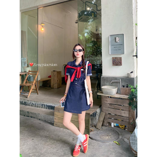 <曾小咸推荐>现货秒杀！微信超特价！高级感收腰显瘦绑带牛仔连衣裙 日常229.99 立减130 秒杀99.99！ 商品图2