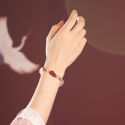 灵机生活馆草莓晶粉水晶貔貅狐狸手链新款高级精致水晶同款 商品图3