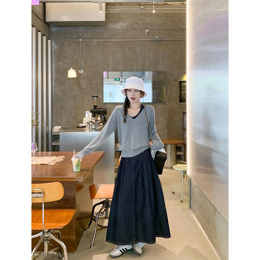 <曾小咸推荐>4.6现货秒杀！微信超特价！韩系牛仔半身裙 日常229.99 立减130 秒杀99.99！2色针织衫 秒杀79.99 商品图0